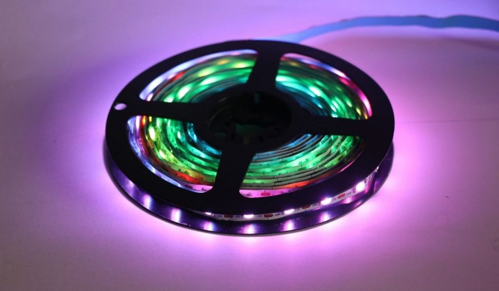 12V vs 24V LED Strip Lights