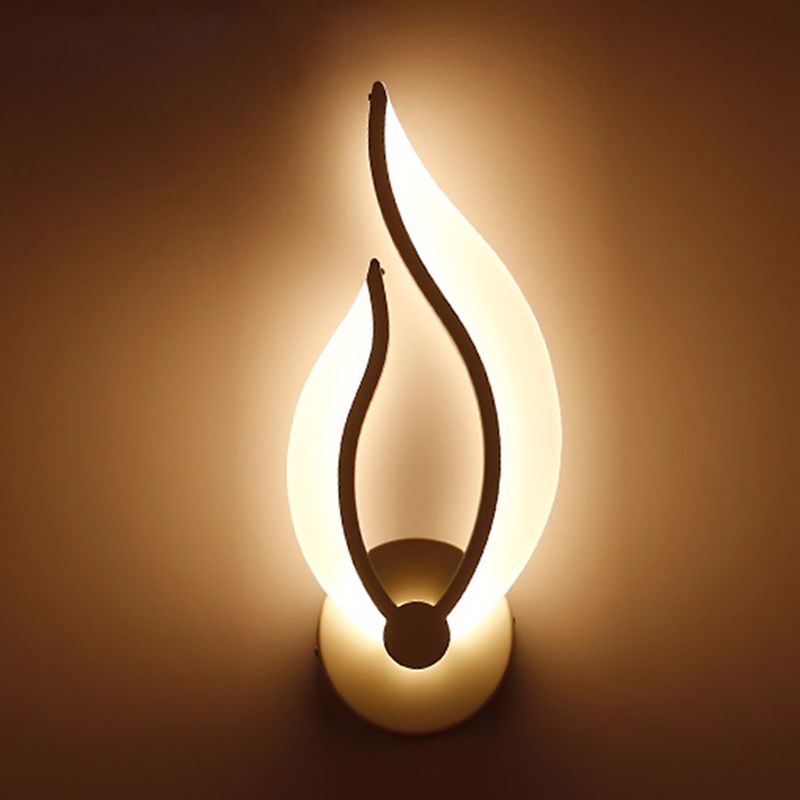 Modern Flame Shaped LED Wall Light